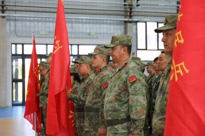 ​阿拉山口市组织基干民兵分队集合点验