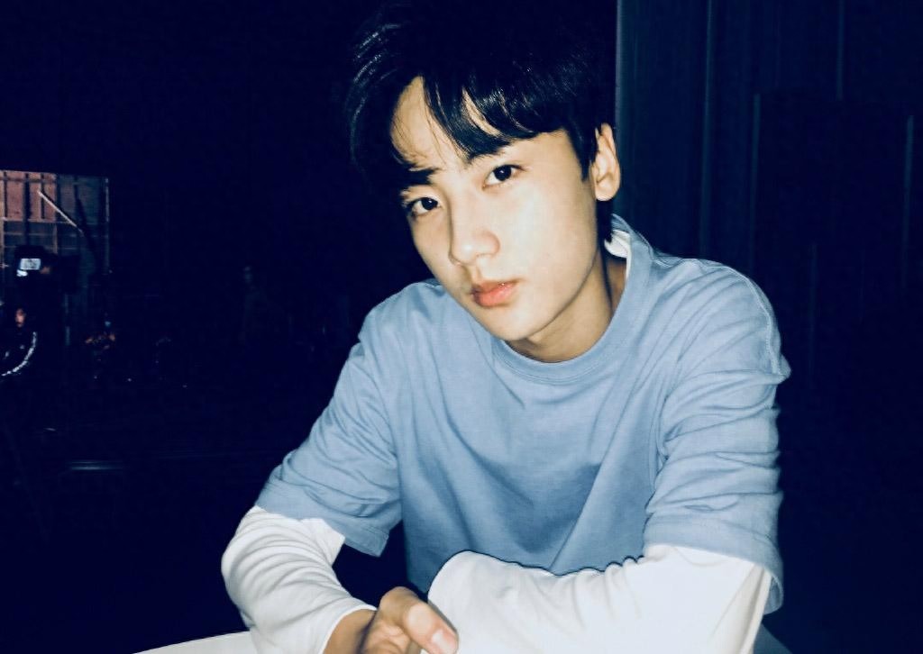 边程：直播败好感，“怀柔”CP不甜了，网友：只能活在电视剧里