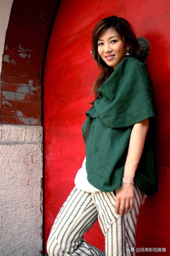 《爷们儿》中唐佳欣的饰演者徐菁遥