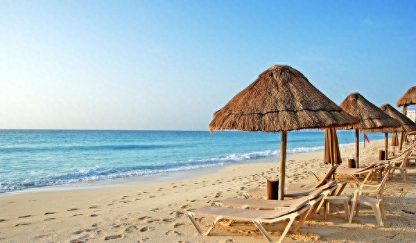 享有“东方夏威夷”之誉，芭提雅已成为“海滩度假天堂”的代名词