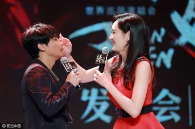 ​陈志朋首认因烧伤接受换肤手术 获孟广美摸鼻梁验脸内心坦然