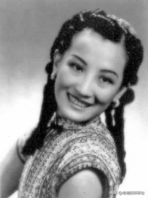 纯天然的民国女神，“金嗓子”影后周璇的八张绝美照片