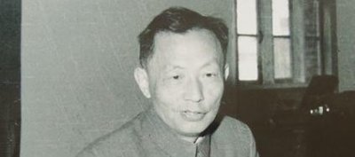 ​他是安徽省省长，接替万里主政安徽，61岁官至正部级，享年101岁