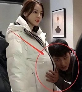 ​热巴“已孕8个月”