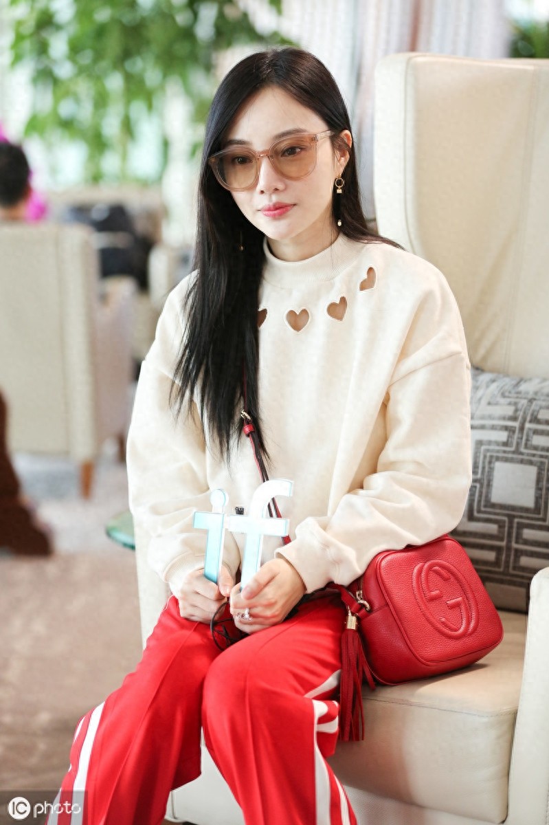 李小璐:3岁开始拍戏,17岁就在演艺圈走红