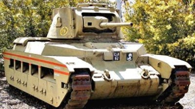 ​英国最后一款步兵坦克“丘吉尔”重型坦克，步兵跑步都能追得上