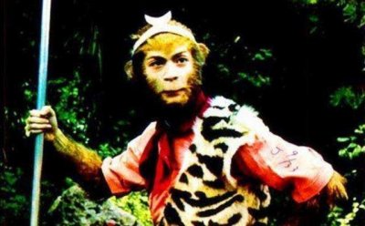 ​孙悟空明明是一只公猴，为啥要穿裙子？