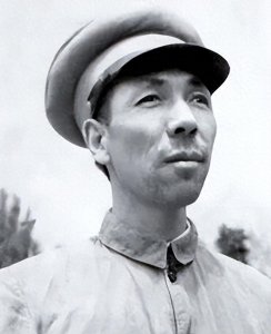 ​王司令员不宣而撤，彭老总险被马家军生擒，后缺席1955年授衔