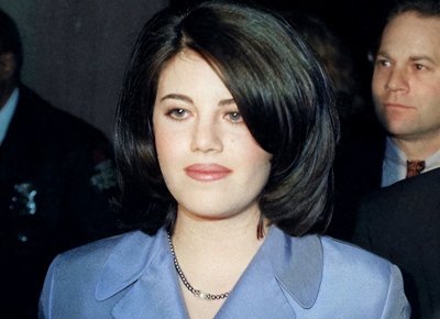 ​克林顿陷入性丑闻，试图推卸责任：我是接受服务，不算有过关系