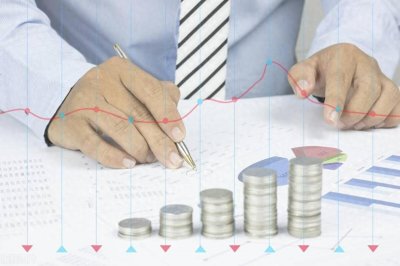 ​为什么会爆发经济危机