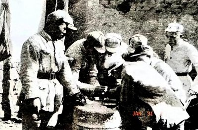 ​英勇新四军团长张体学，生死关头的智慧与勇气