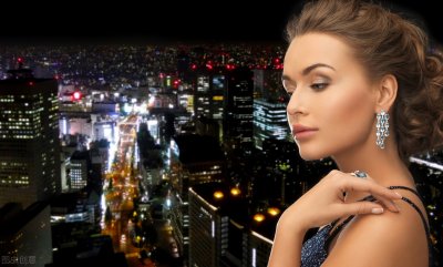 ​鉴定奢侈品，学会奢侈品逻辑，不用闻一眼便知道真假