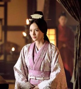 ​曹丕有两任皇后，分别是谁？他们的结局如何