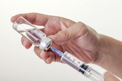 ​这是有多大仇？南京一女子因对男友不满，竟往牛奶里注射老鼠药