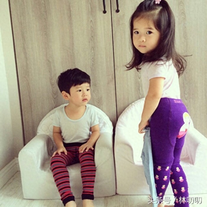 超萌超可爱的龙凤胎，看完心都融化了