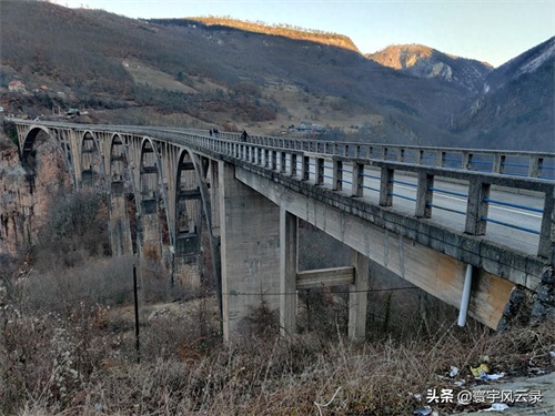 前南斯拉夫电影《桥》的故事发生地:大桥犹在,国名已改