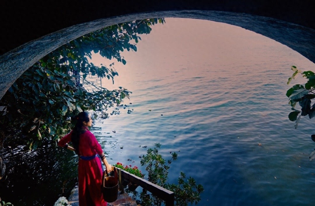 仙女遗落在人间的住处!杨丽萍在洱海边的月亮宫、太阳宫美呆了