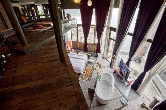 仙女遗落在人间的住处!杨丽萍在洱海边的月亮宫、太阳宫美呆了