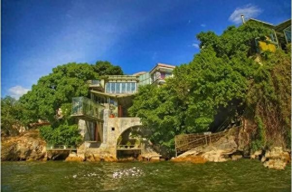 仙女遗落在人间的住处!杨丽萍在洱海边的月亮宫、太阳宫美呆了