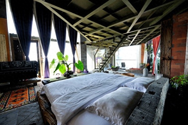 仙女遗落在人间的住处!杨丽萍在洱海边的月亮宫、太阳宫美呆了