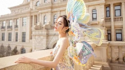 ​迪丽热巴美出新高度天使风照片惊艳全网网友惊呼简直是人间绝美！