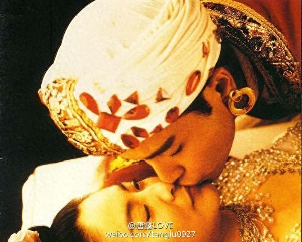 大牌云集的《东成西就》，哪个片段让你念念不忘？