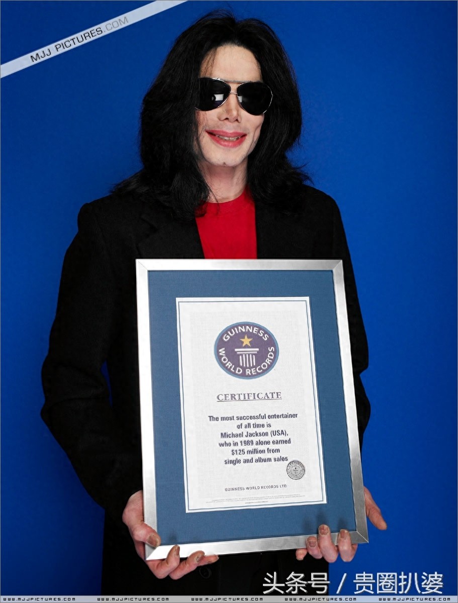 迈克尔杰克逊58岁诞辰！巨星传奇一生回顾！