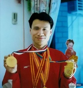 ​揭晓与百名冠军的金石情缘之134——陈思坦（世界冠军）