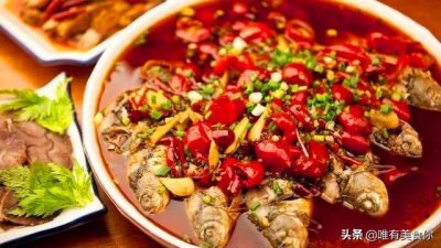 ​邮亭鲫鱼-重庆地区烹饪鱼的又一杰作，一天卖几百斤的招牌菜