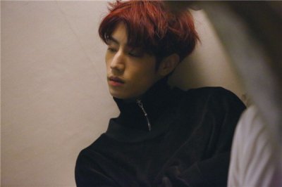 ​粉墨朴彩英与GOT7段宜恩被传恋情，男方发文否认，粉丝质疑蹭热度