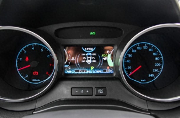 比亚迪元详解,让你买的放心,用的舒心。