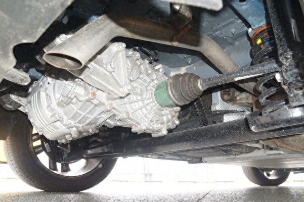 比亚迪元详解,让你买的放心,用的舒心。