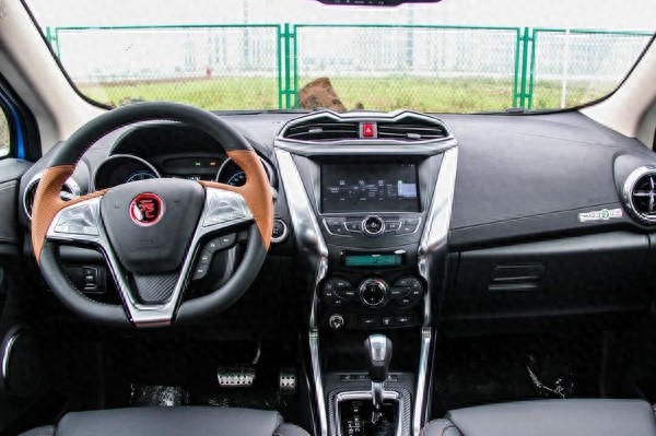 比亚迪元详解,让你买的放心,用的舒心。