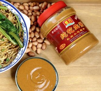 ​热干面芝麻酱还是花生酱,热干面的酱是芝麻酱还是花生酱