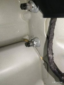 ​奔驰e级coupe价格(奔驰e级coupe敞篷)