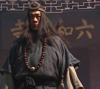 ​水浒传中实力最强的10个人都有谁？武松竟排倒数，呼延灼排不上名