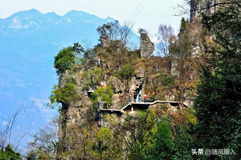 在湖北长阳的清江方山观风景赏民俗（上）