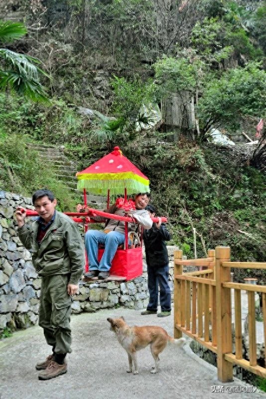 在湖北长阳的清江方山观风景赏民俗（上）