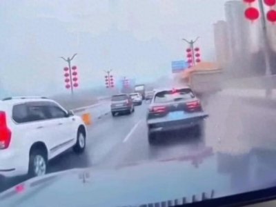 ​四川巴中春节车祸：重型货车失控致5人丧生