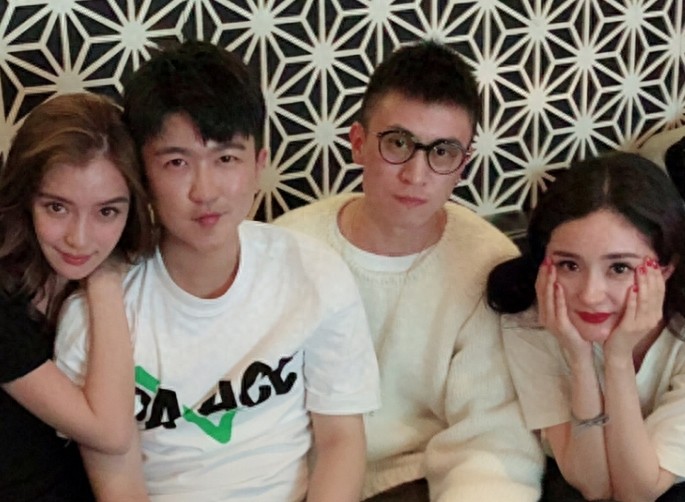 马苏赢了？秦奋10字发声狠打脸黄毅清，“富二代深扒团”关系破灭