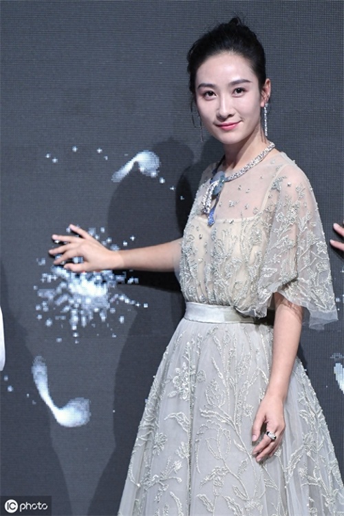 陶昕然在事业巅峰嫁人，曾因《甄嬛传》走红