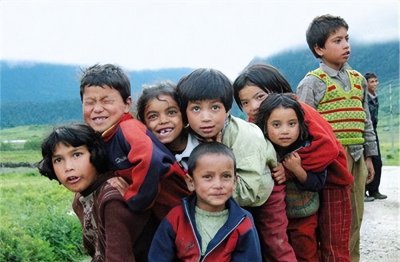 ​漂泊流浪200年，达曼人终于有了中国国籍，如今家家悬挂五星红旗