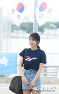 ​全昭弥赴美拍摄广告 青春活力笑容满面