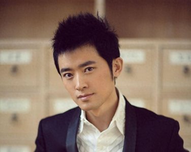 ​任泉：27岁爆红，43岁退圈，如今身价数十亿，王思聪称其“泉哥”