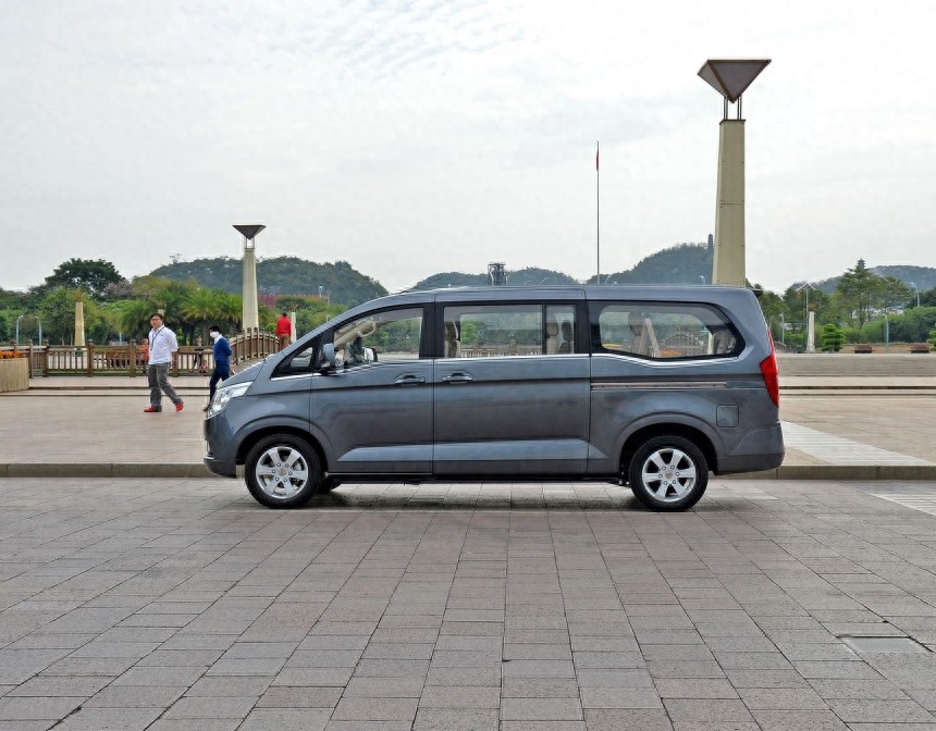 6万可买国产绝美小房车：五菱征程真乃良心车