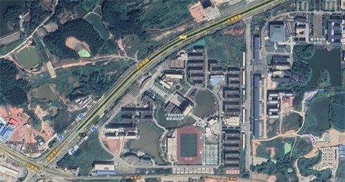 看广西财经学院相思湖校区10年间的卫星图变化