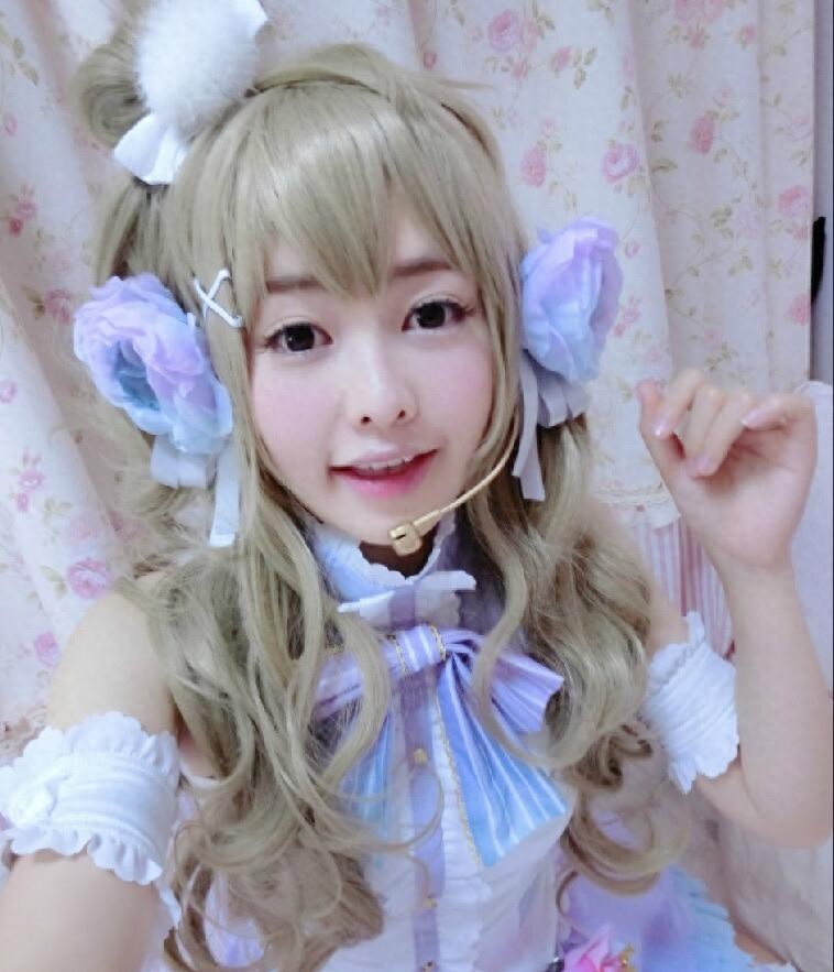 激萌showgirl兰幼金晒猫咪写真,快来领回家