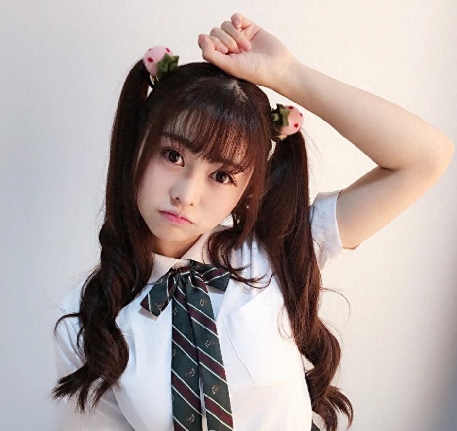 激萌showgirl兰幼金晒猫咪写真,快来领回家