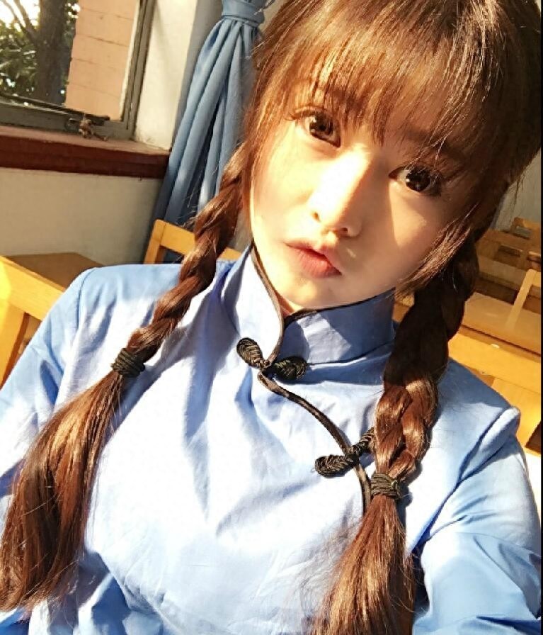 激萌showgirl兰幼金晒猫咪写真,快来领回家