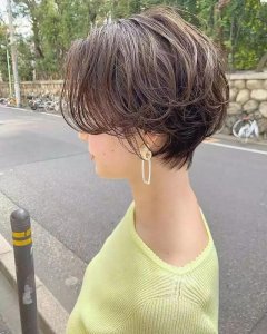 ​短发纹理烫发型图片，准备烫发的女生参考下。